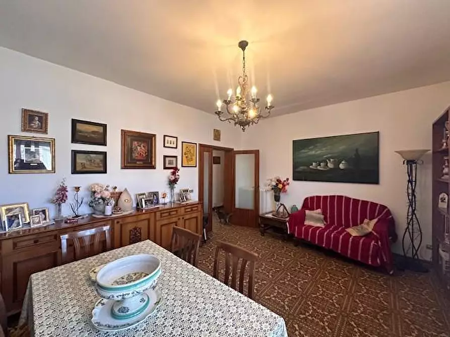 Immagine 5 di Appartamento in vendita  a Cascina