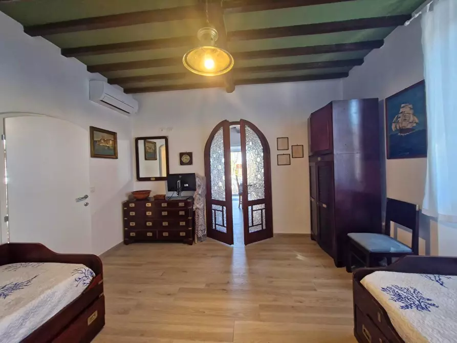 Immagine 14 di Porzione di casa in vendita  a Rio