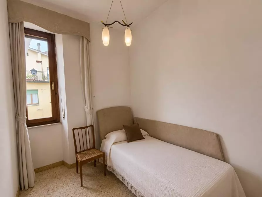 Immagine 23 di Appartamento in vendita  a Siena