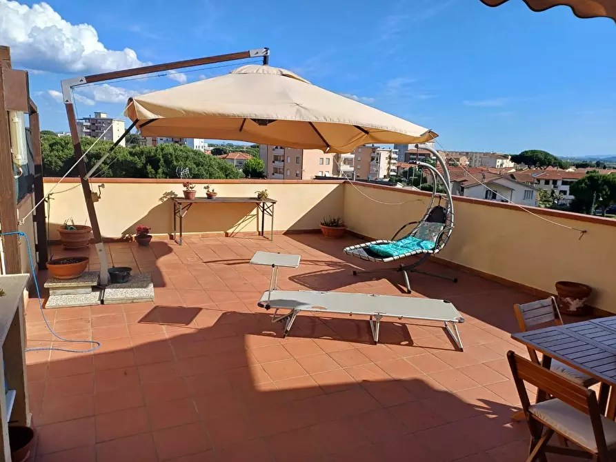 Immagine 1 di Mansarda in vendita  a Campiglia Marittima