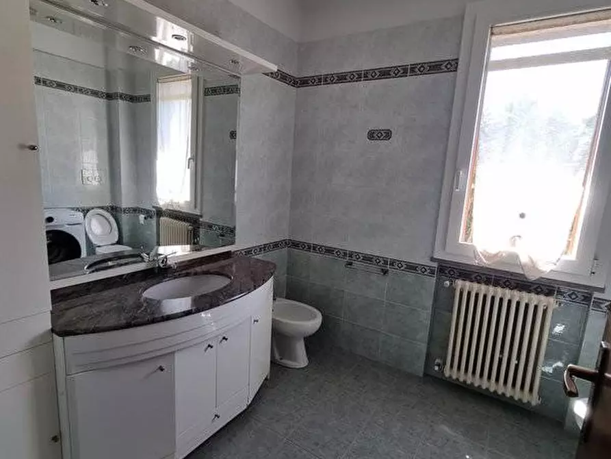 Immagine 11 di Appartamento in affitto  a Rosignano Marittimo