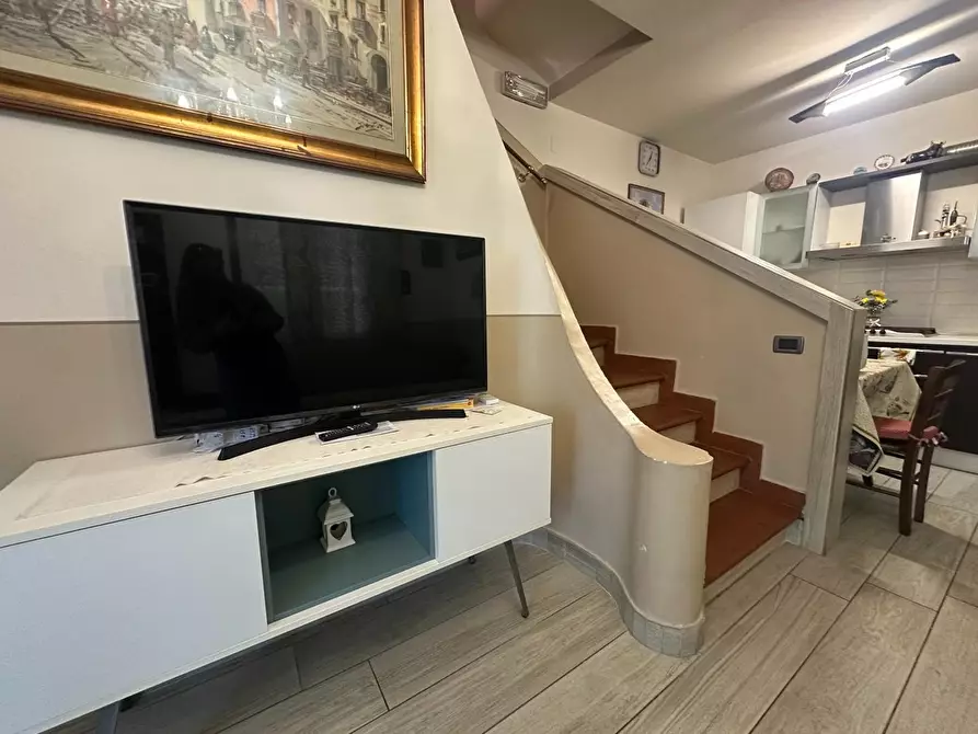 Immagine 23 di Casa quadrifamiliare in vendita  a Viareggio