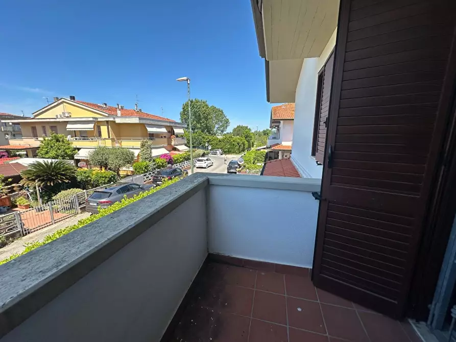 Immagine 35 di Casa quadrifamiliare in vendita  a Viareggio