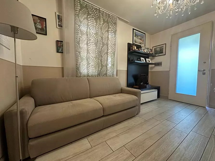Immagine 5 di Casa quadrifamiliare in vendita  a Viareggio