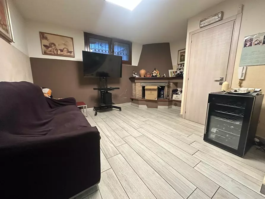 Immagine 21 di Casa quadrifamiliare in vendita  a Viareggio