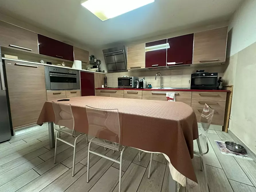 Immagine 40 di Casa quadrifamiliare in vendita  a Viareggio