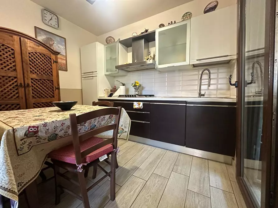 Immagine 6 di Casa quadrifamiliare in vendita  a Viareggio