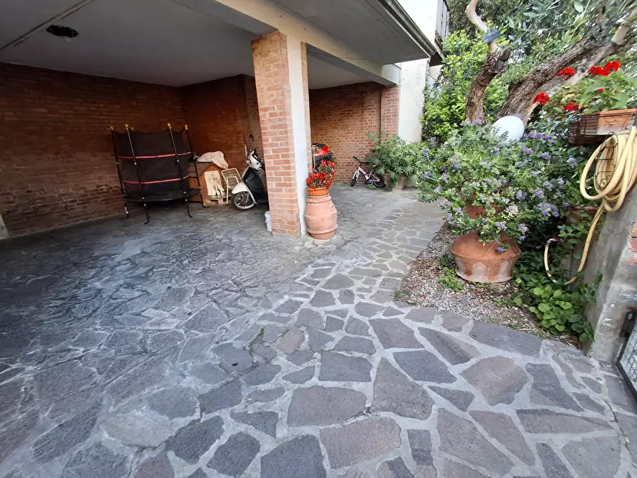 Immagine 15 di Appartamento in vendita  a Empoli