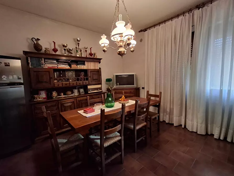Immagine 2 di Appartamento in vendita  a Empoli