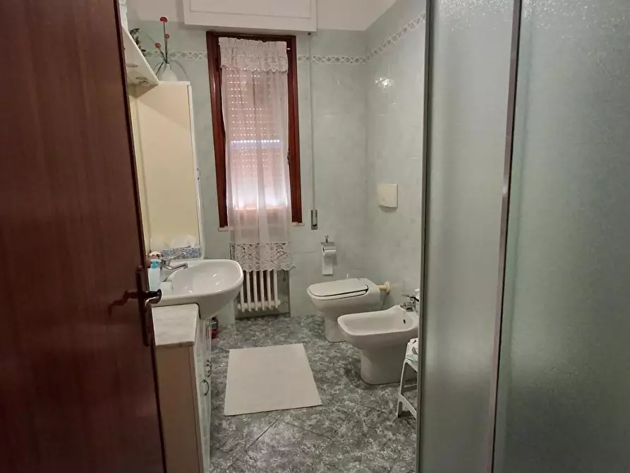 Immagine 10 di Appartamento in vendita  a Empoli