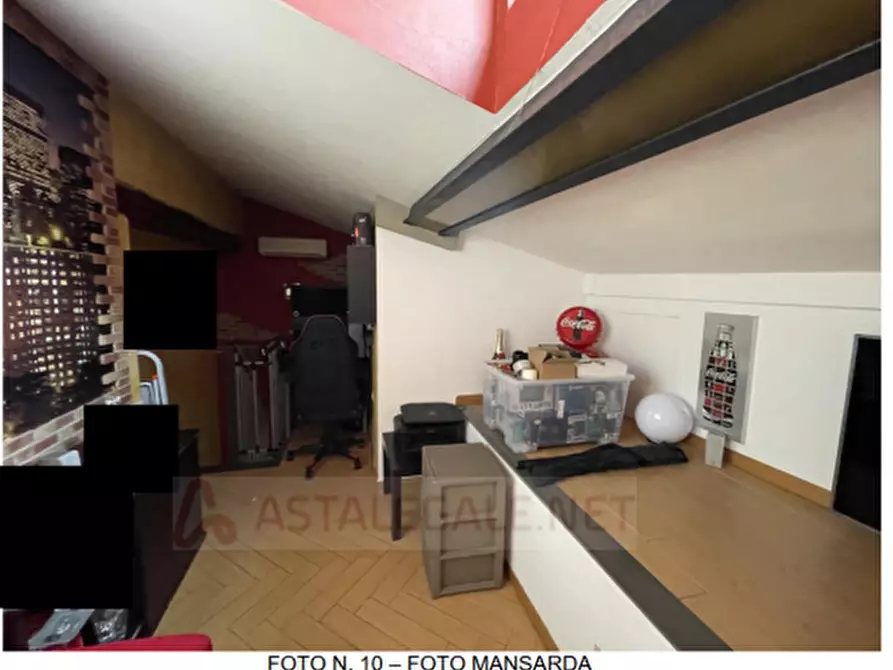 Immagine 8 di Appartamento in vendita  a Firenze