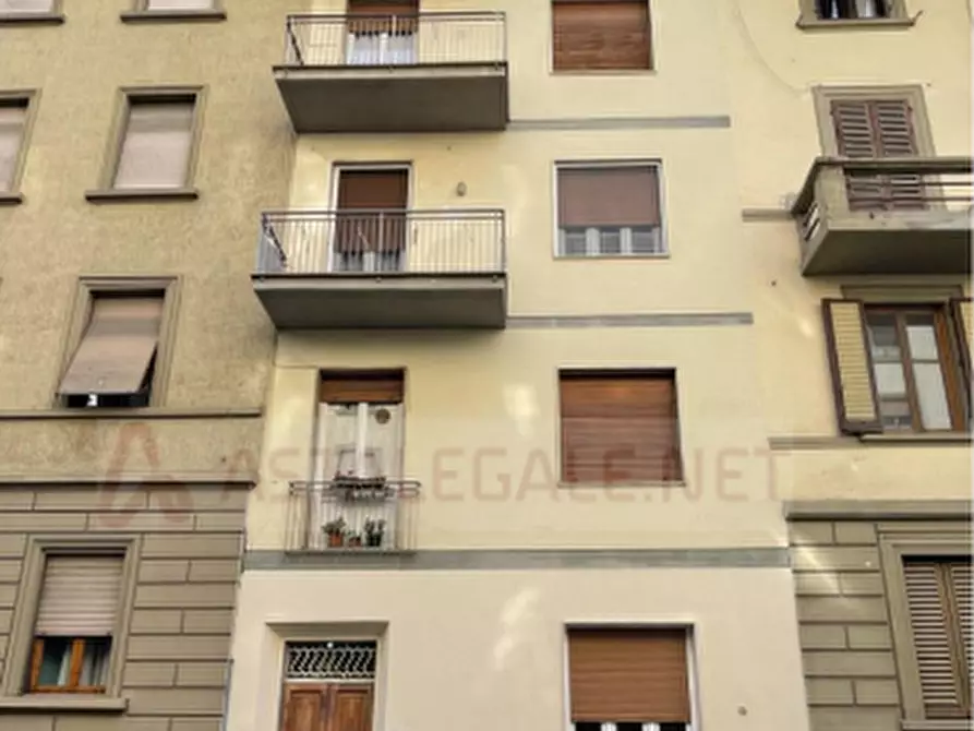 Immagine 1 di Appartamento in vendita  a Firenze