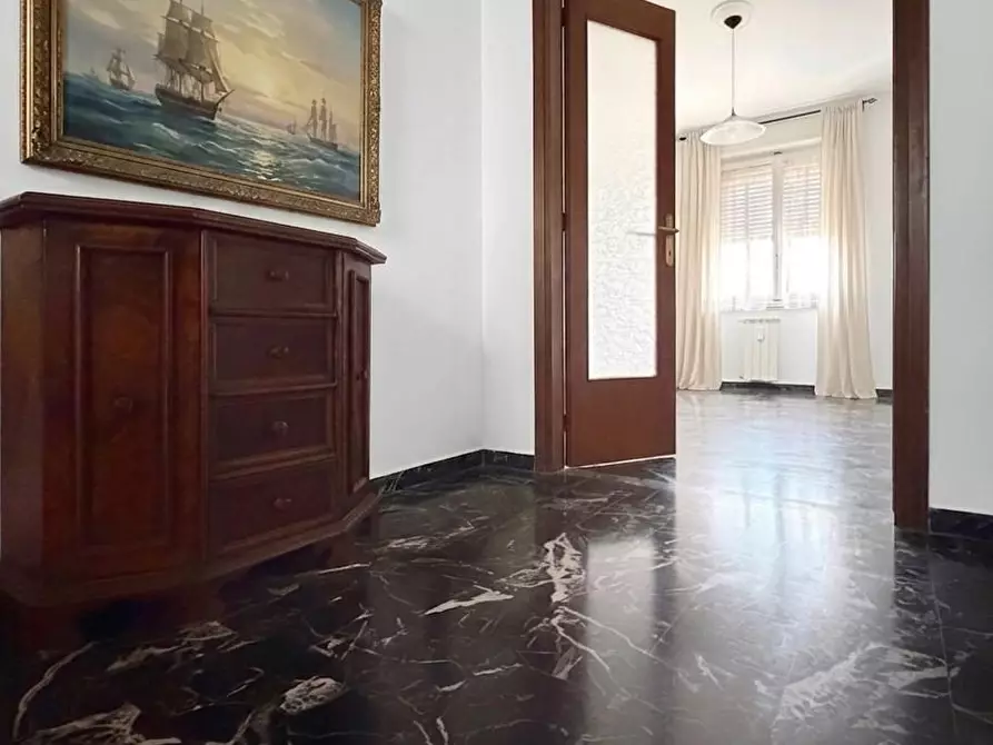Immagine 18 di Appartamento in vendita  a Livorno