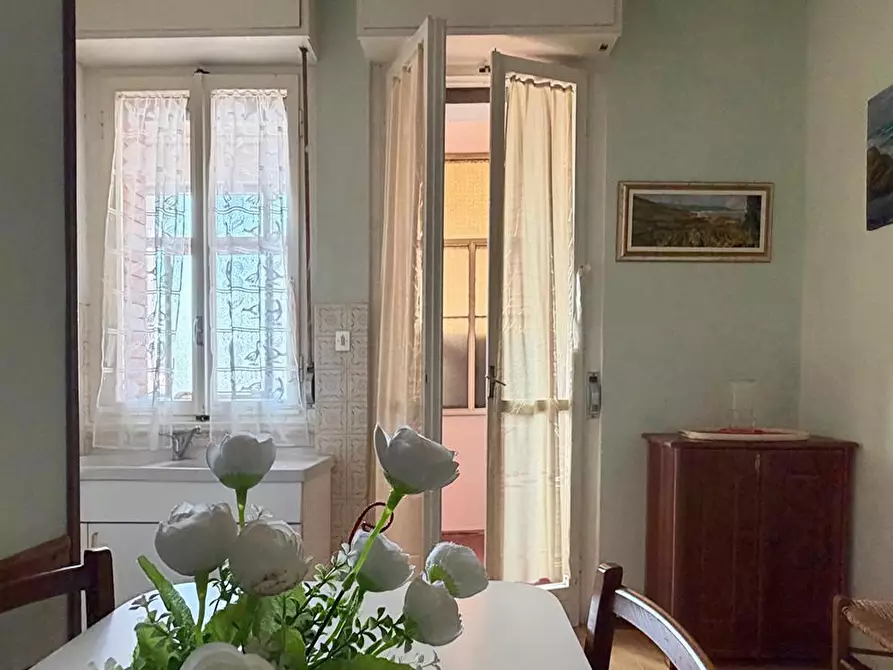 Immagine 8 di Appartamento in vendita  a Livorno