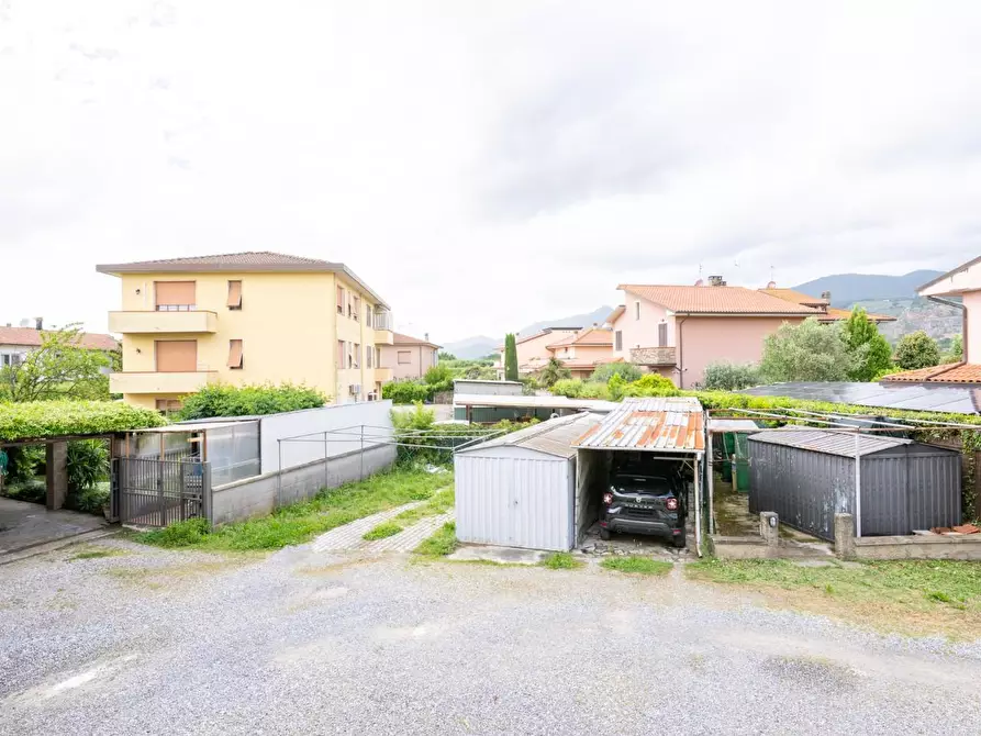 Immagine 20 di Terratetto in vendita  a Calcinaia