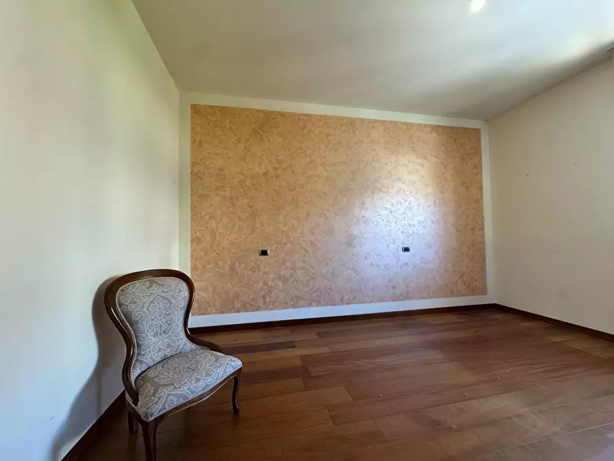 Immagine 34 di Casa trifamiliare in vendita  a Viareggio