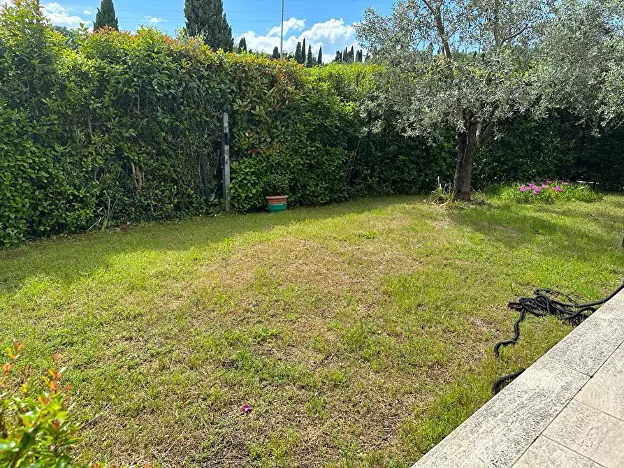 Immagine 2 di Villa in vendita  a Cerreto Guidi