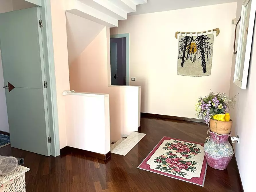 Immagine 8 di Villa in vendita  a Cerreto Guidi