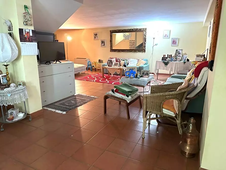 Immagine 7 di Villa in vendita  a Cerreto Guidi