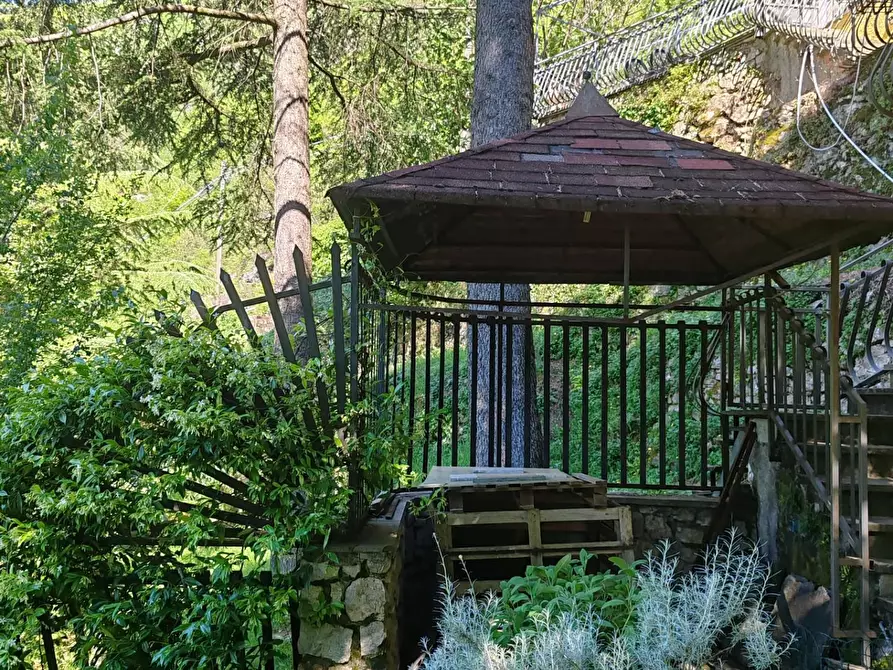 Immagine 18 di Casa bifamiliare in vendita  a Massa