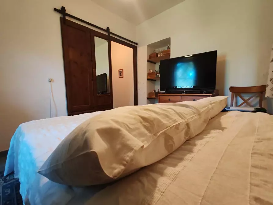 Immagine 7 di Casa bifamiliare in vendita  a Massa