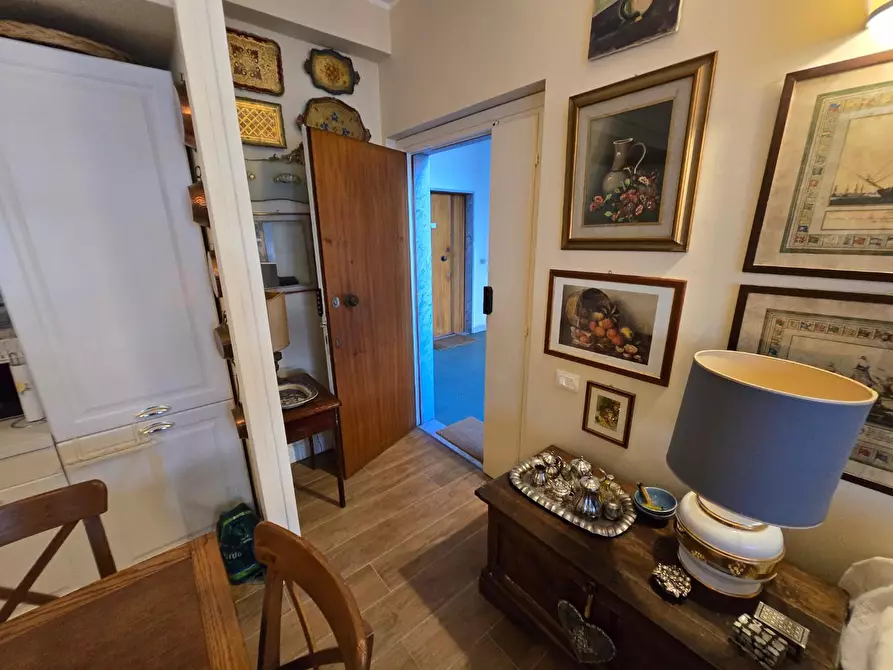 Immagine 19 di Appartamento in vendita  a Carrara