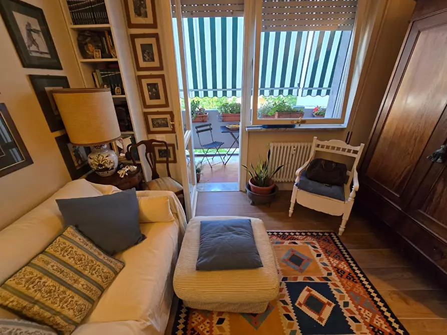 Immagine 5 di Appartamento in vendita  a Carrara