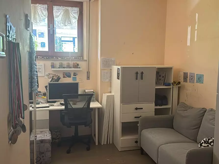 Immagine 7 di Appartamento in vendita  a Siena