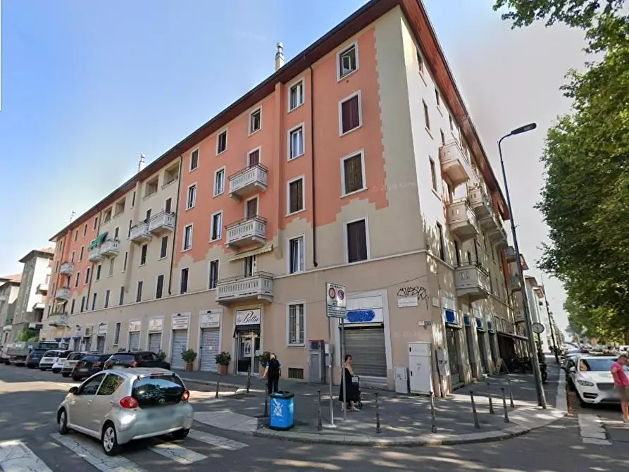 Immagine 2 di Appartamento in vendita  a Milano