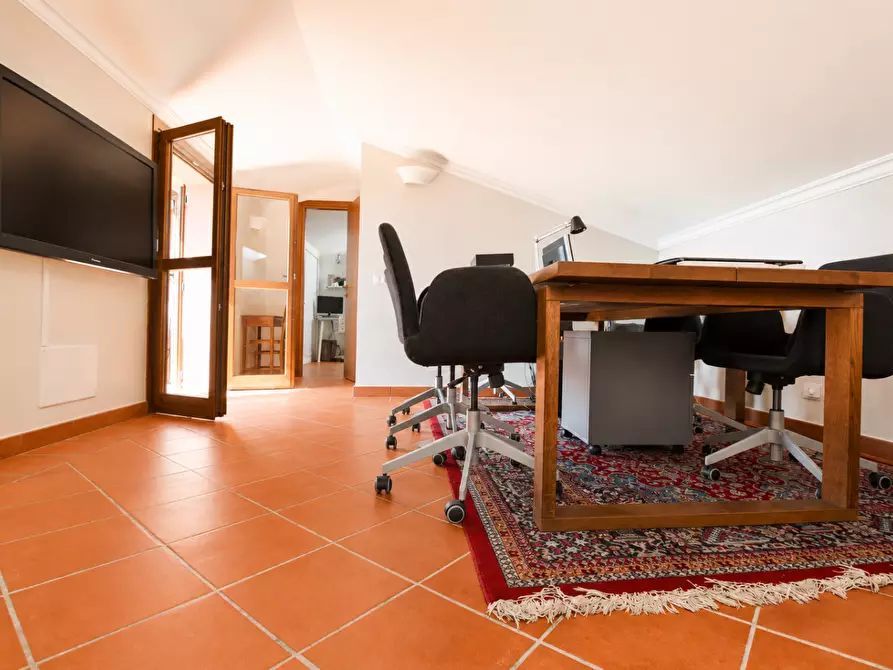 Immagine 14 di Appartamento in vendita  a Pontedera