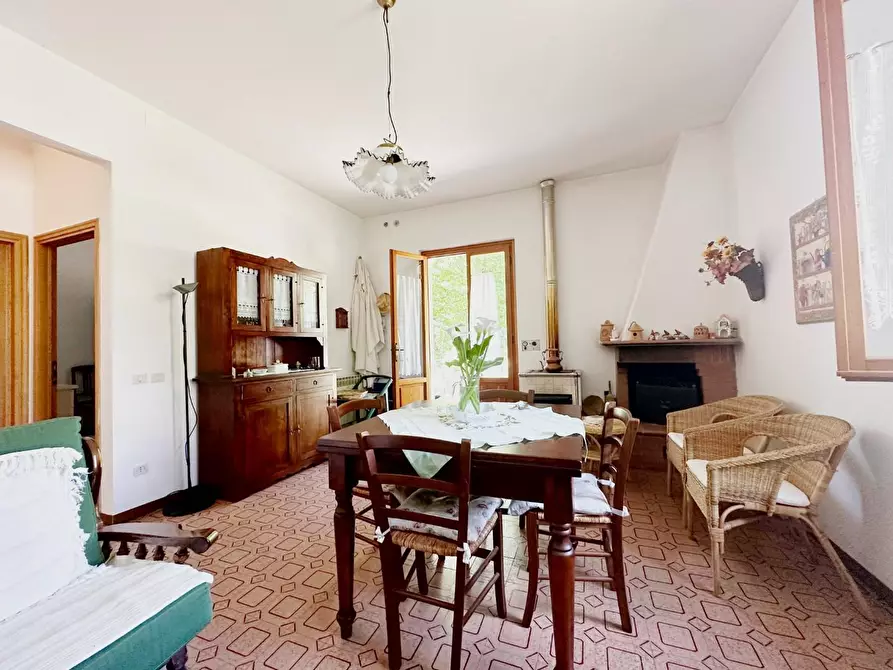 Immagine 9 di Casa bifamiliare in vendita  a Marliana