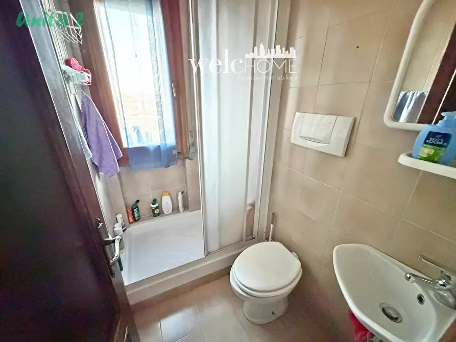 Immagine 21 di Villetta a schiera in vendita  a Campi Bisenzio