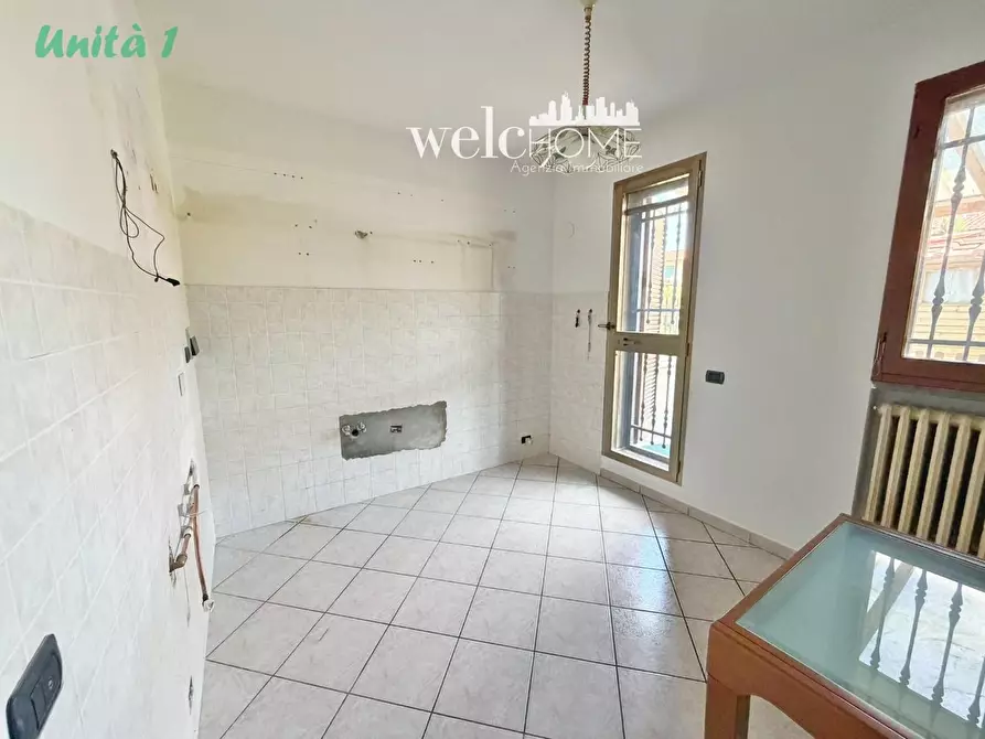 Immagine 26 di Villetta a schiera in vendita  a Campi Bisenzio