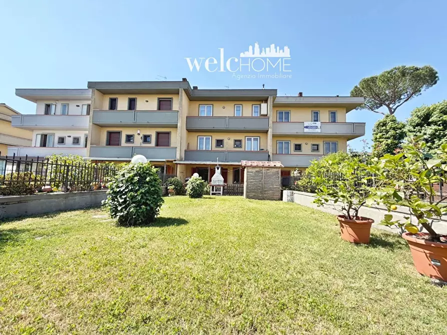 Immagine 4 di Villetta a schiera in vendita  a Campi Bisenzio