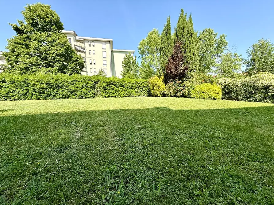Immagine 10 di Villetta a schiera in vendita  a Pontedera