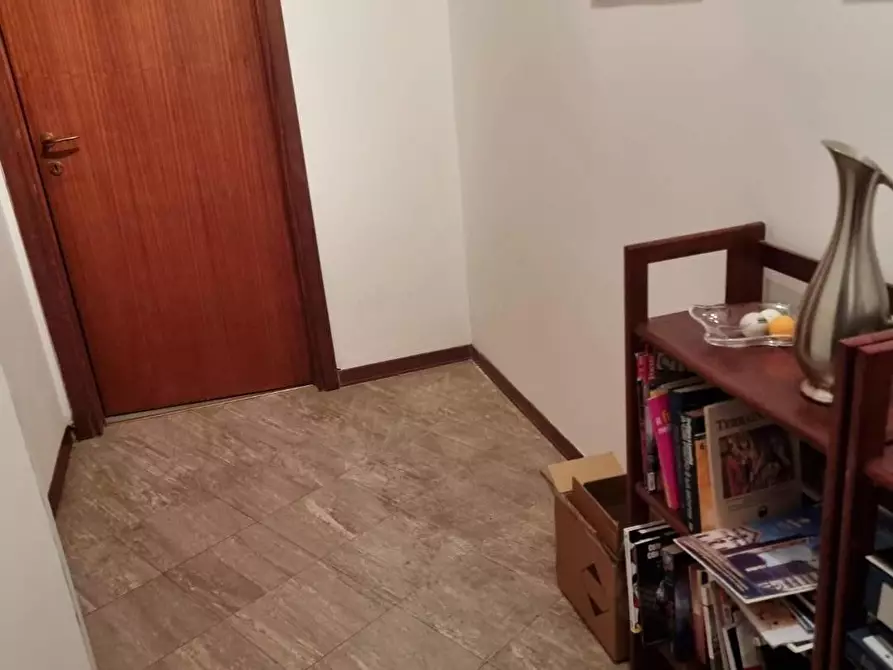 Immagine 5 di Appartamento in vendita  a Carrara