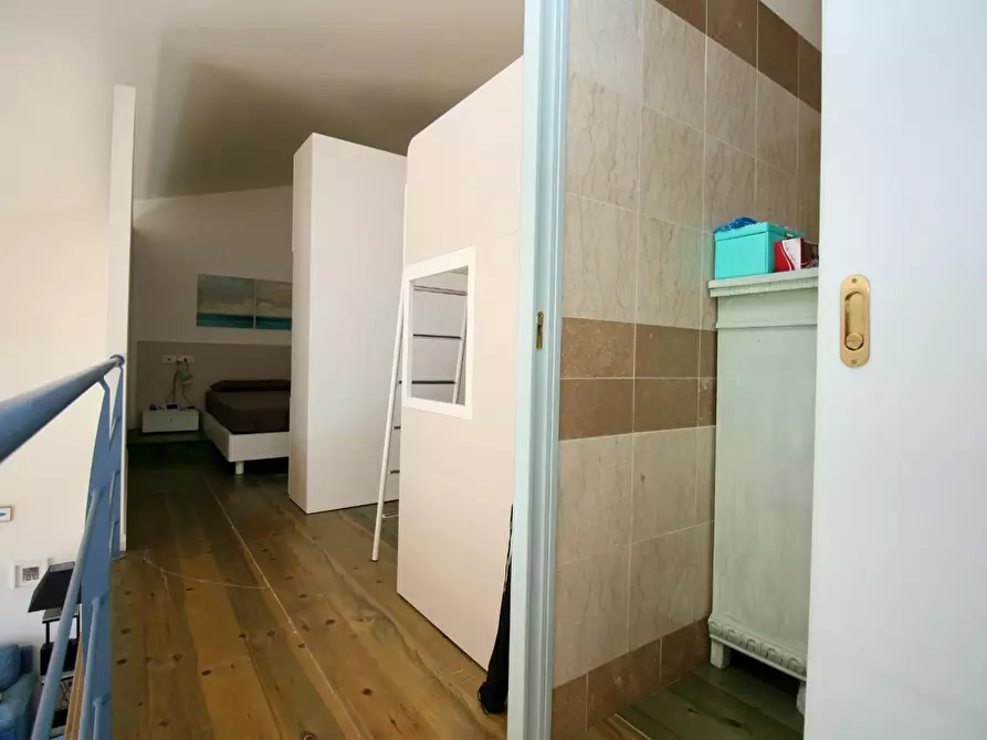 Immagine 22 di Appartamento in vendita  a Pisa