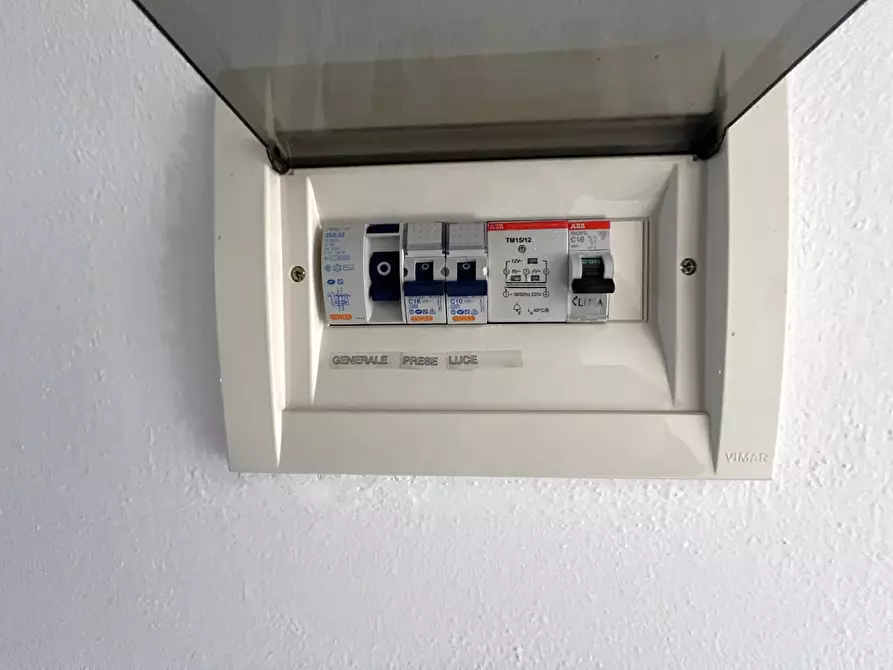 Immagine 26 di Appartamento in vendita  a Cascina