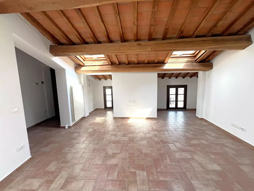 Immagine 4 di Appartamento in vendita  a Cascina