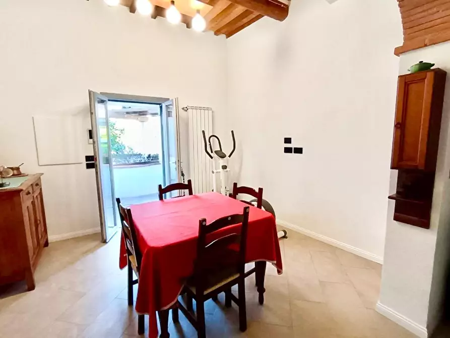 Immagine 15 di Appartamento in vendita  a Empoli