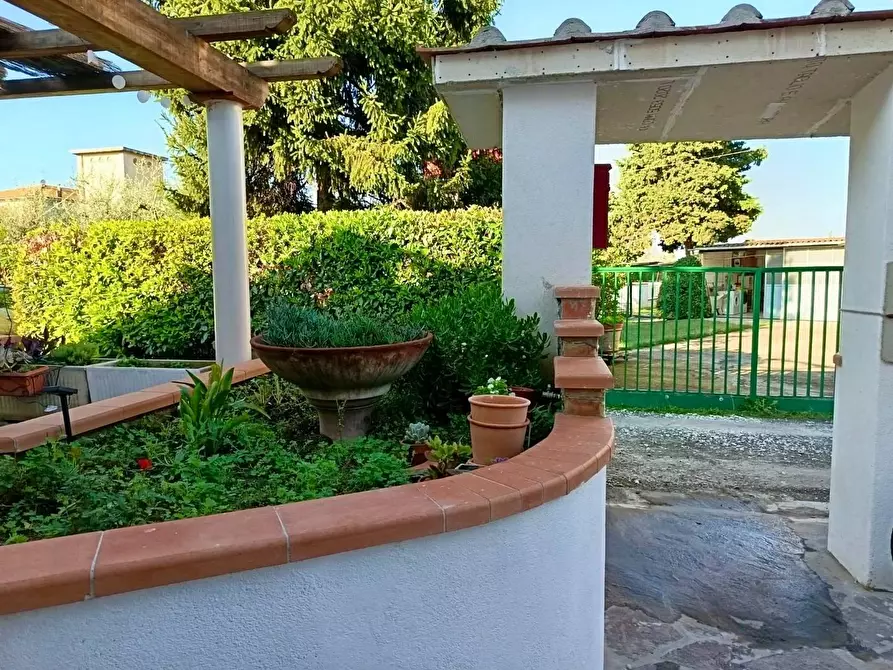 Immagine 12 di Appartamento in vendita  a Empoli