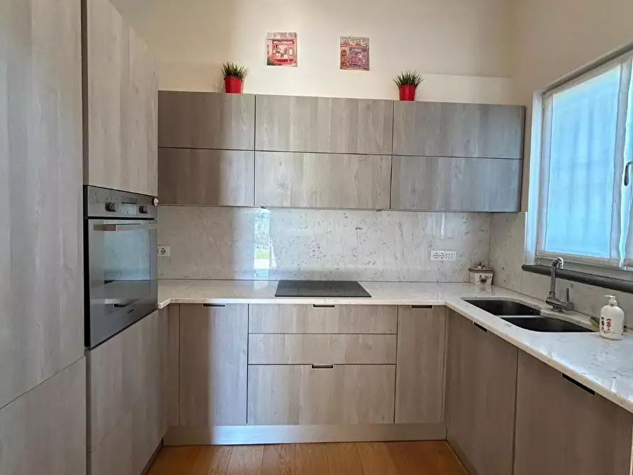 Immagine 16 di Villetta a schiera in affitto  a Empoli