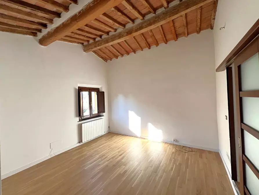 Immagine 10 di Terratetto in vendita  a Pisa