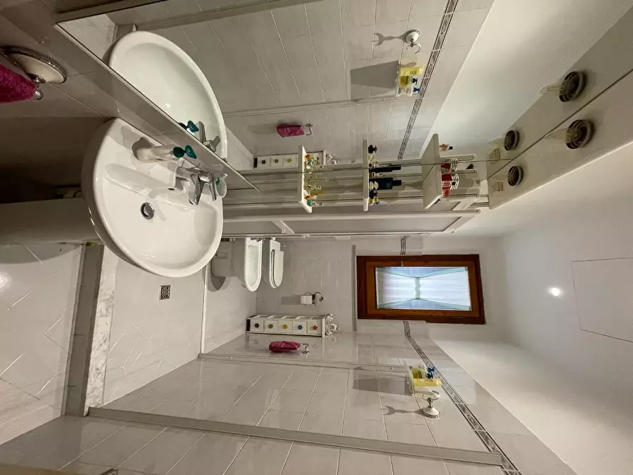Immagine 7 di Appartamento in vendita  a Empoli