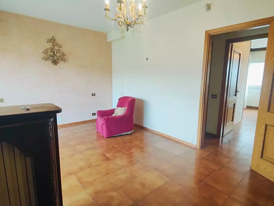 Immagine 12 di Villetta a schiera in vendita  a Ortonovo