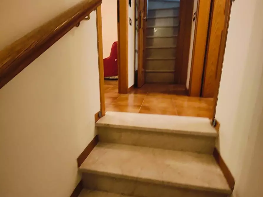 Immagine 11 di Villetta a schiera in vendita  a Ortonovo