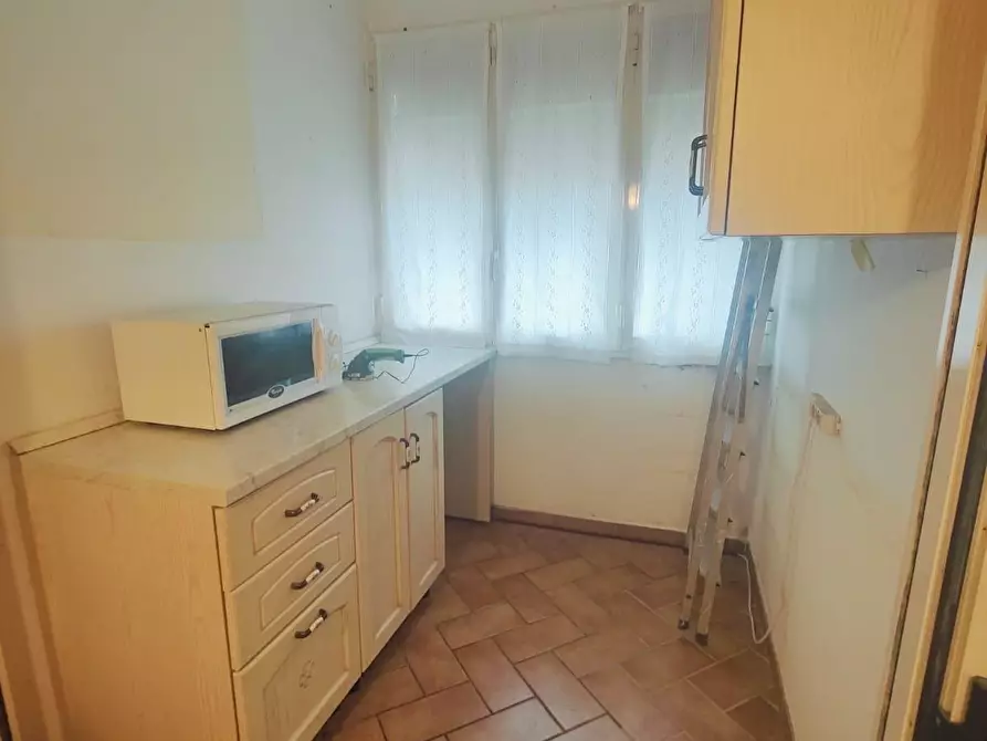 Immagine 9 di Villetta a schiera in vendita  a Ortonovo