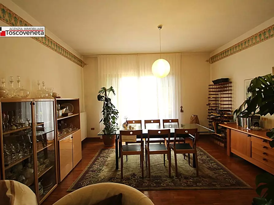 Immagine 6 di Casa bifamiliare in vendita  a Lucca