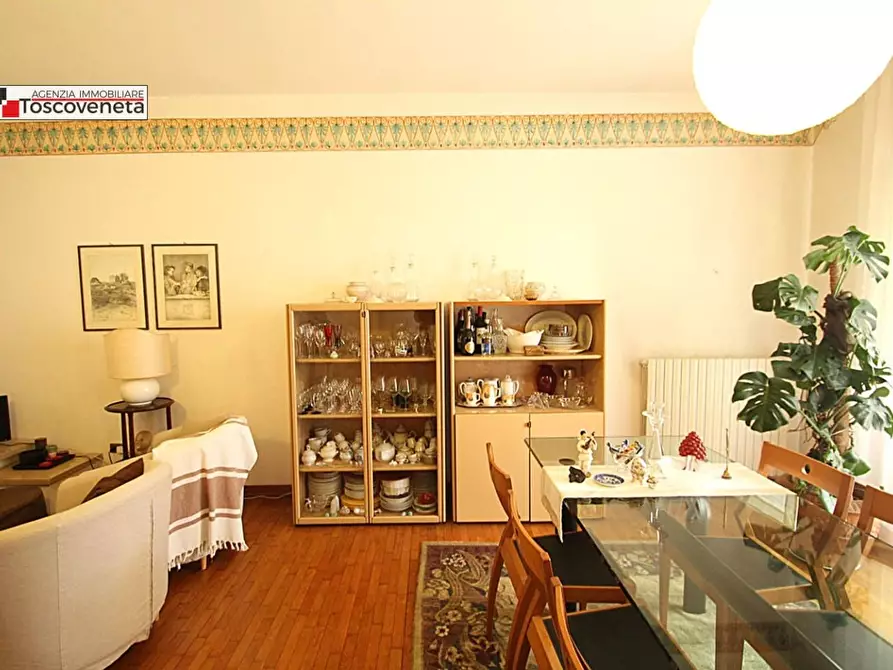 Immagine 7 di Casa bifamiliare in vendita  a Lucca