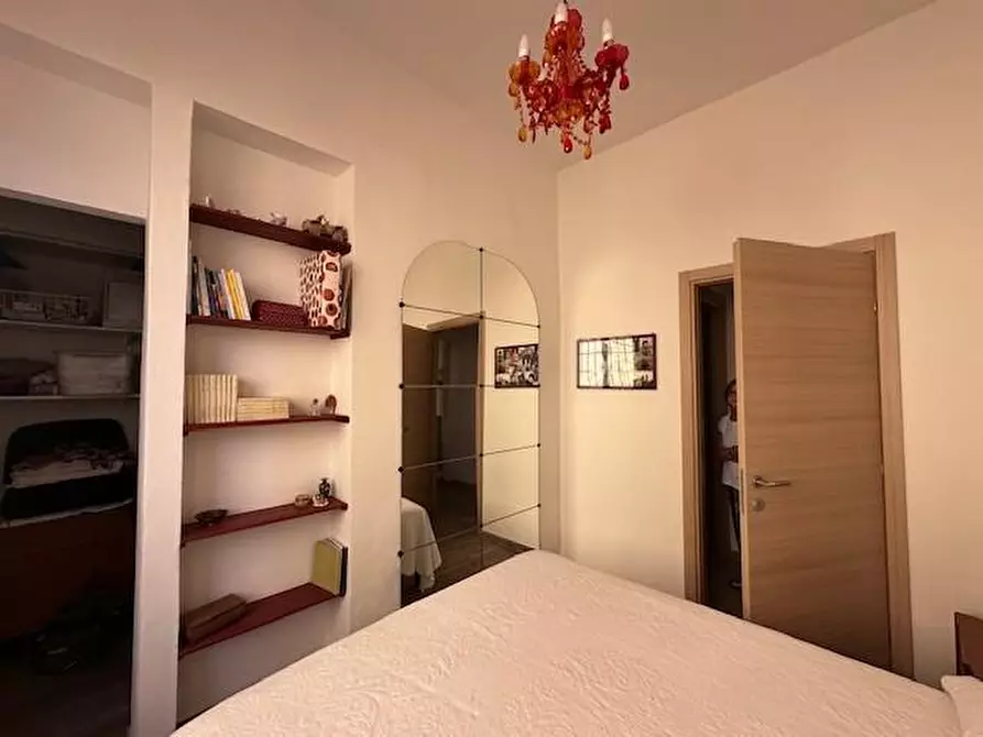 Immagine 18 di Villa in vendita  a Pisa